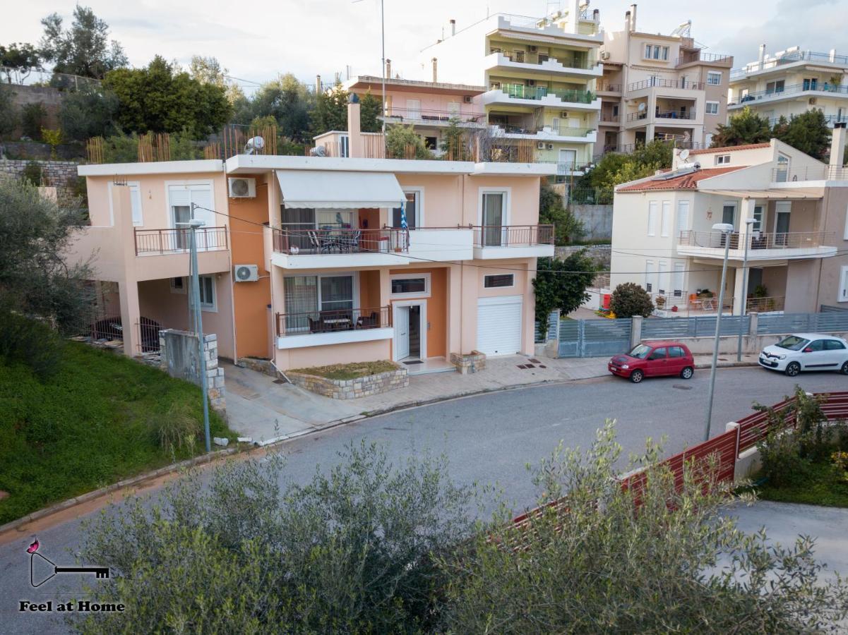 Feel At - - Near The Center Kalamata