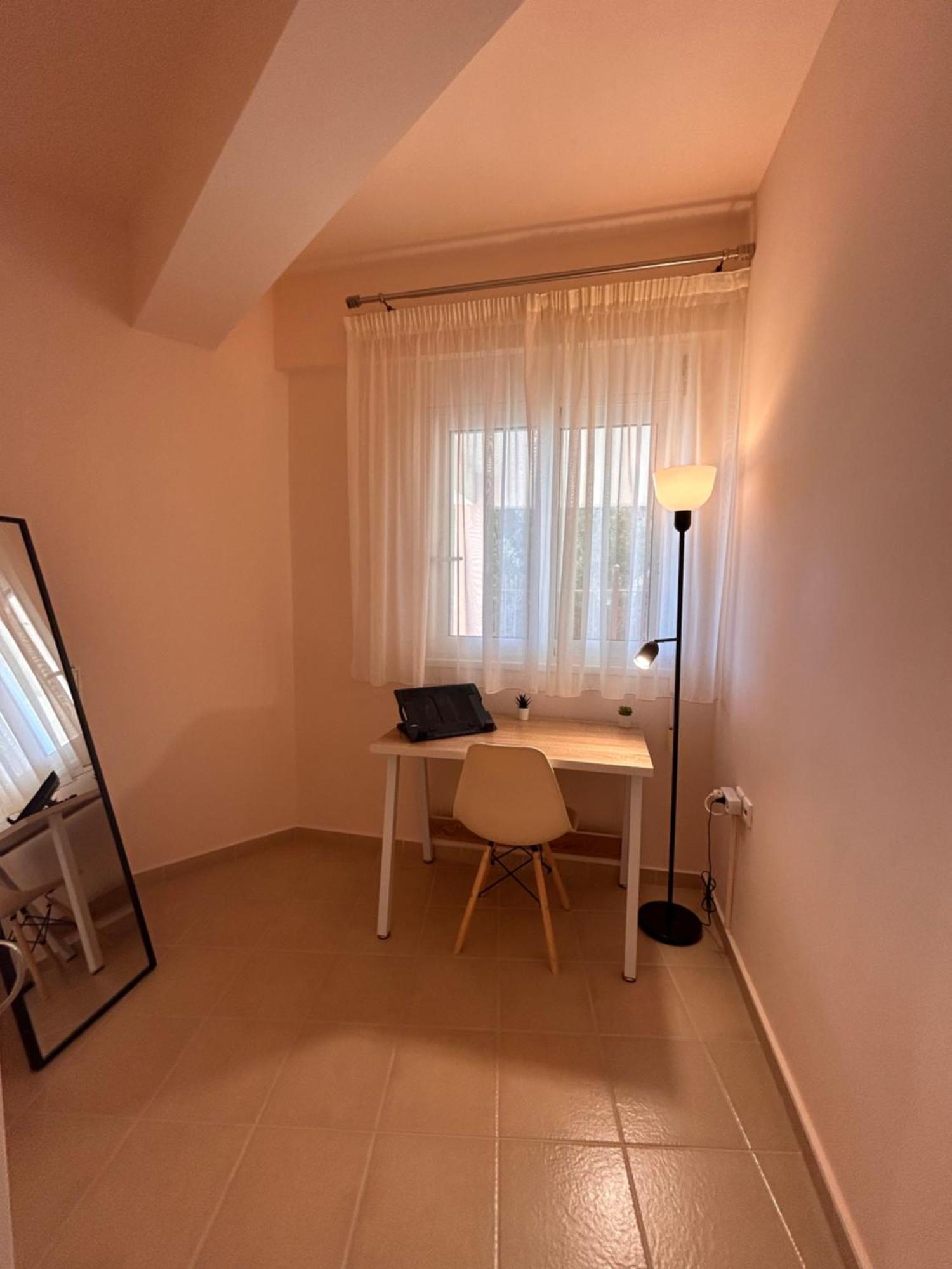 Feel At - - Near The Center Appartement *