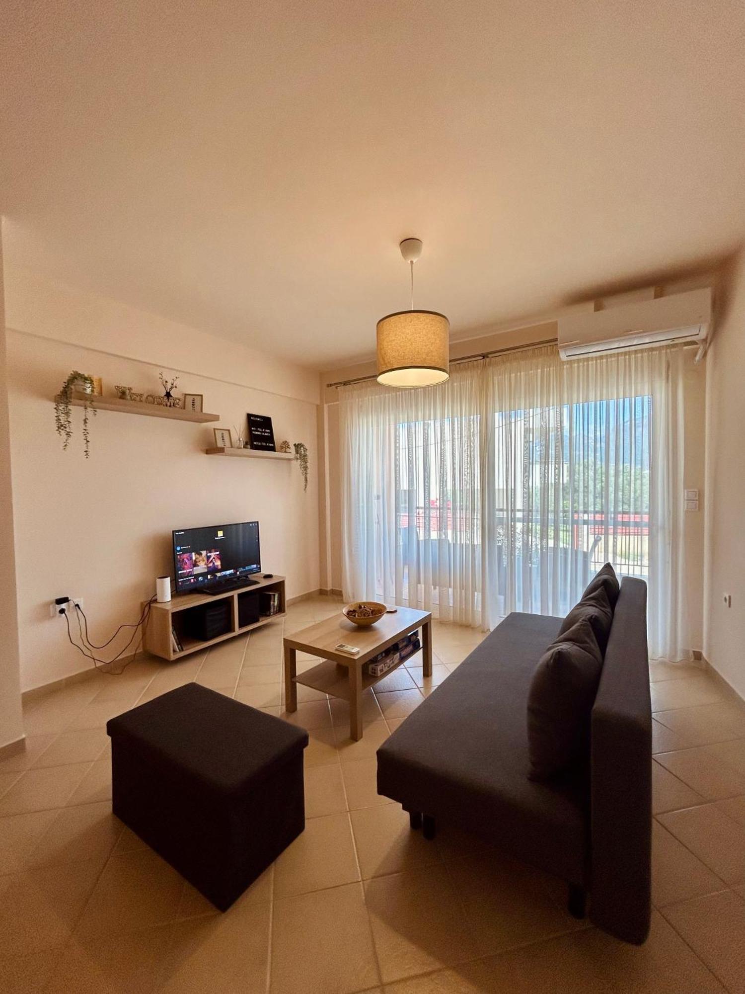 Apartament Feel At - - Near The Center Kalamata